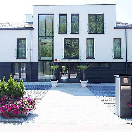 Villa Rasmus 코워브제크 외부 사진